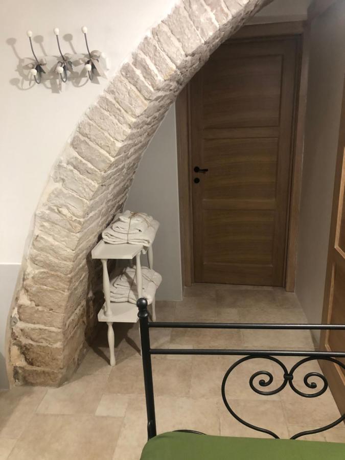 焦维纳佐Le Maioliche别墅 外观 照片